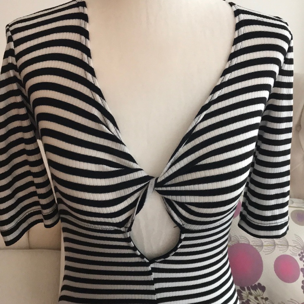 Sirens bodycon midi dress with keyhole cutout